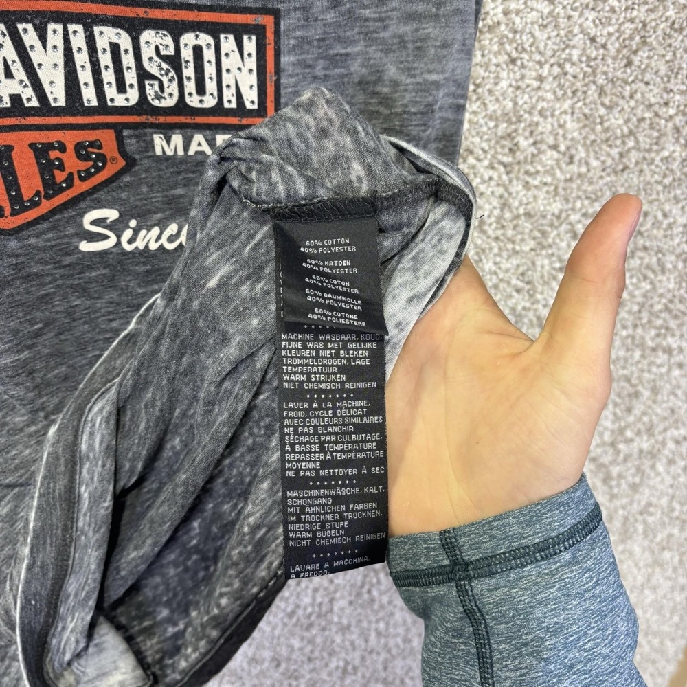 Harley Davidson Shirt Womens Medium Gray V Neck Rhinestone Motorcycle Tee - Picture 5 of 8